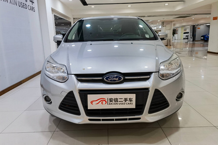 绵阳二手福特福克斯 2012款 三厢 1.6L 手动 风尚型